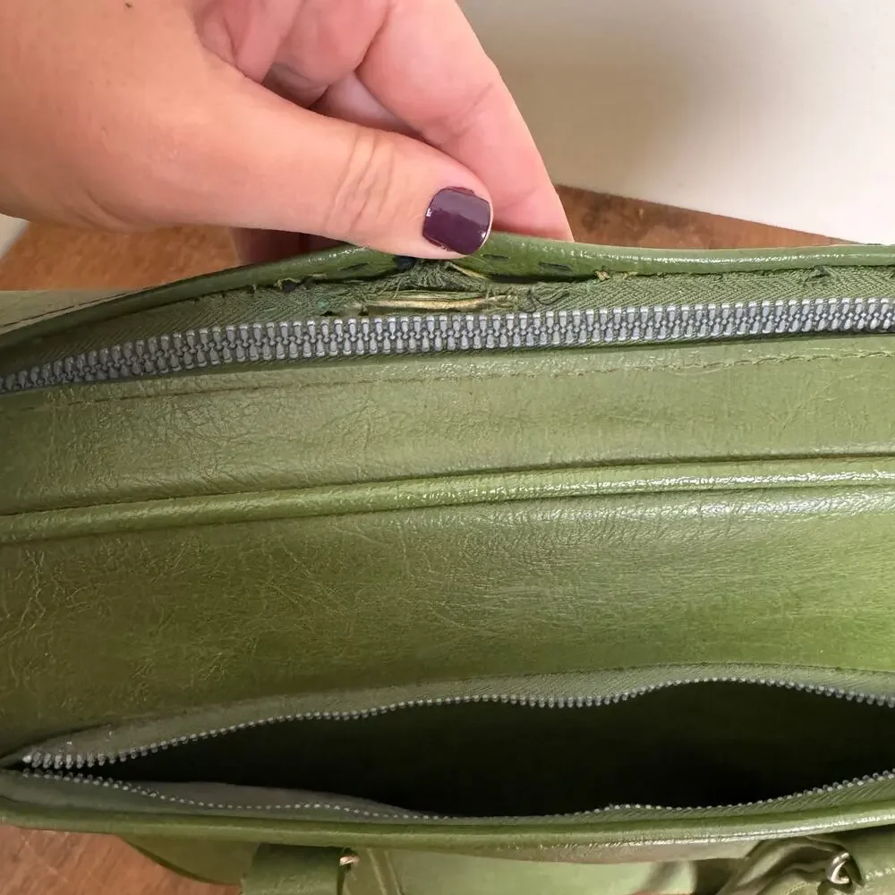 Vintage Samsonite Silhouette Denver, CO Green Zipper Carry-on Train‎ Bag Handles